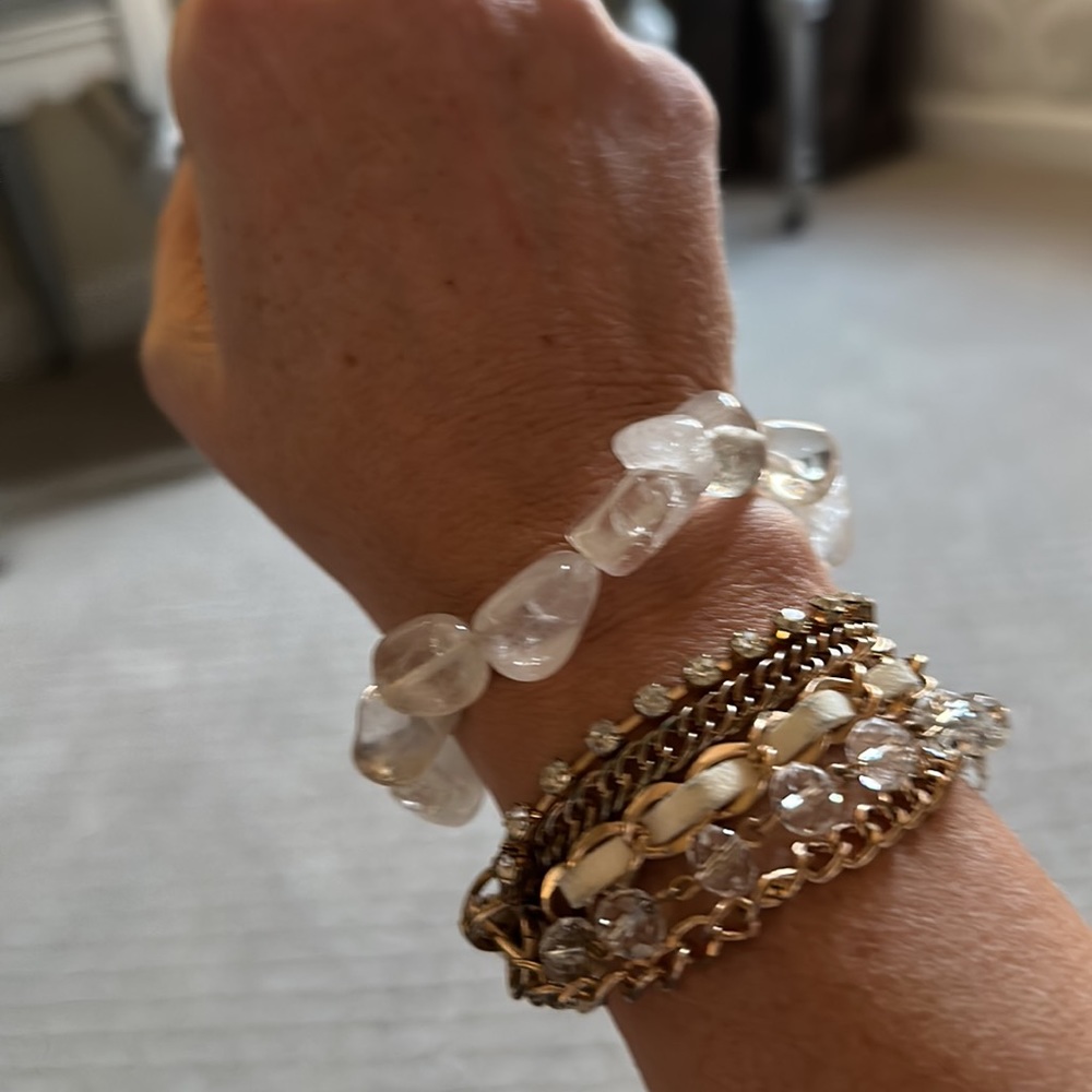 2 bracelets - Picture 4 of 7